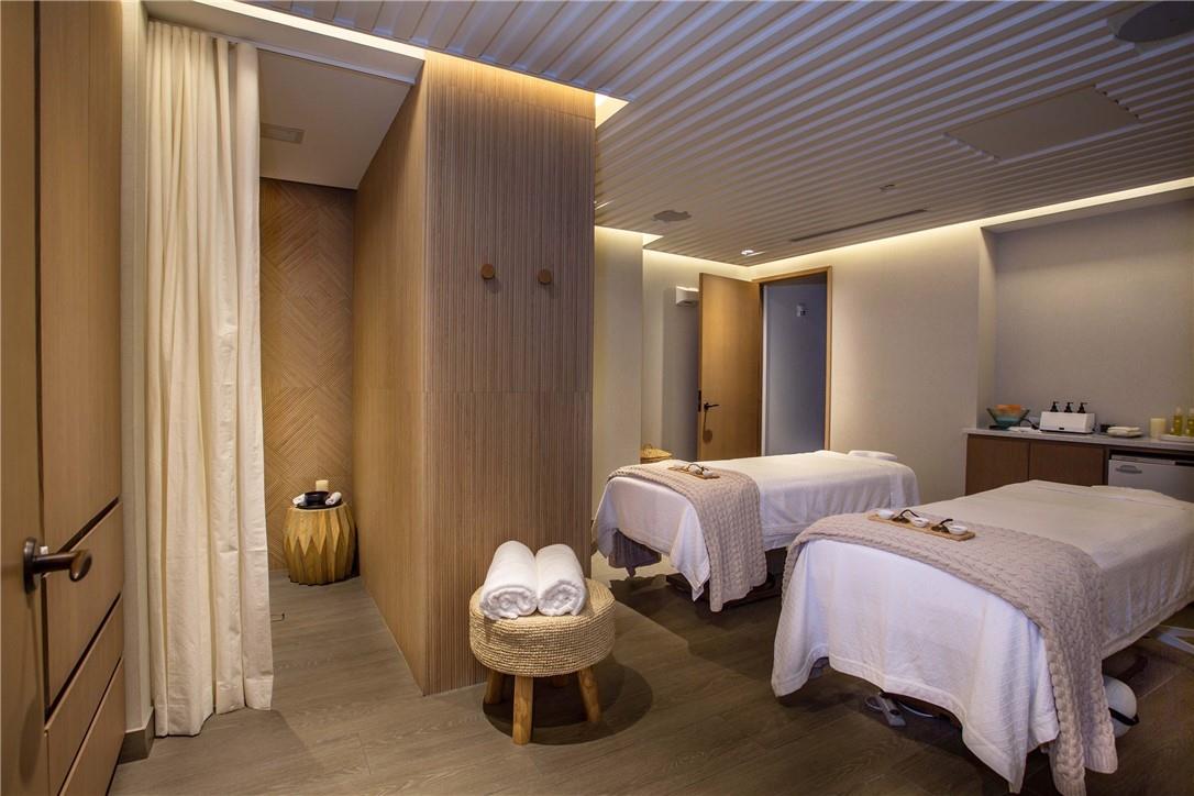 Auberge Residences - Residential