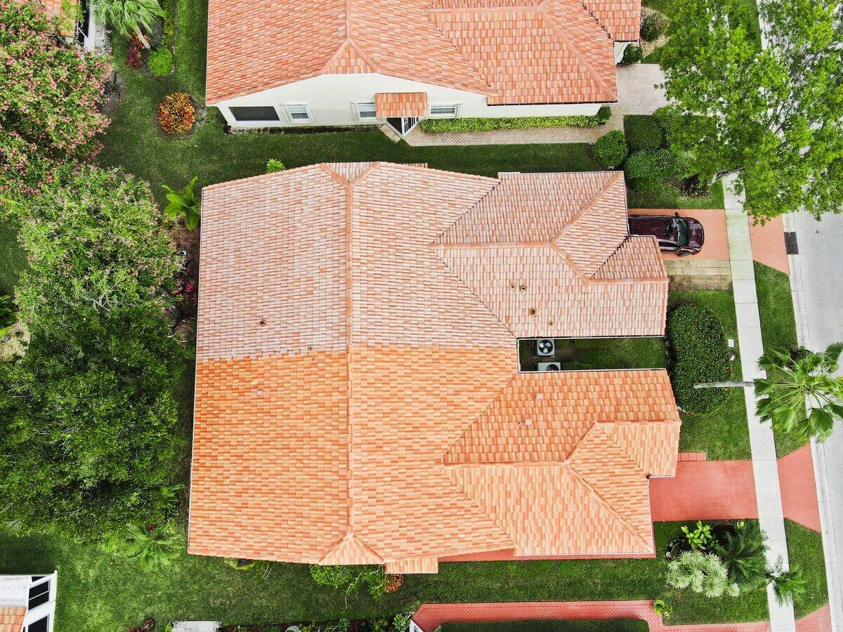 FLORAL LAKES 1 - Residential