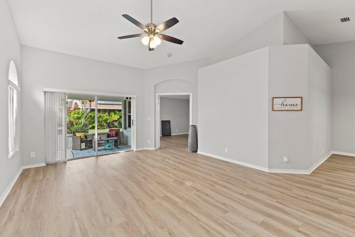 FLORAL LAKES 1 - Residential