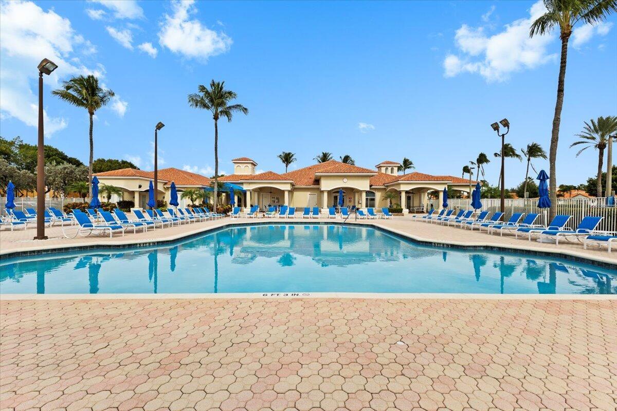 FLORAL LAKES 1 - Residential