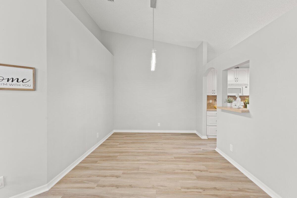 FLORAL LAKES 1 - Residential