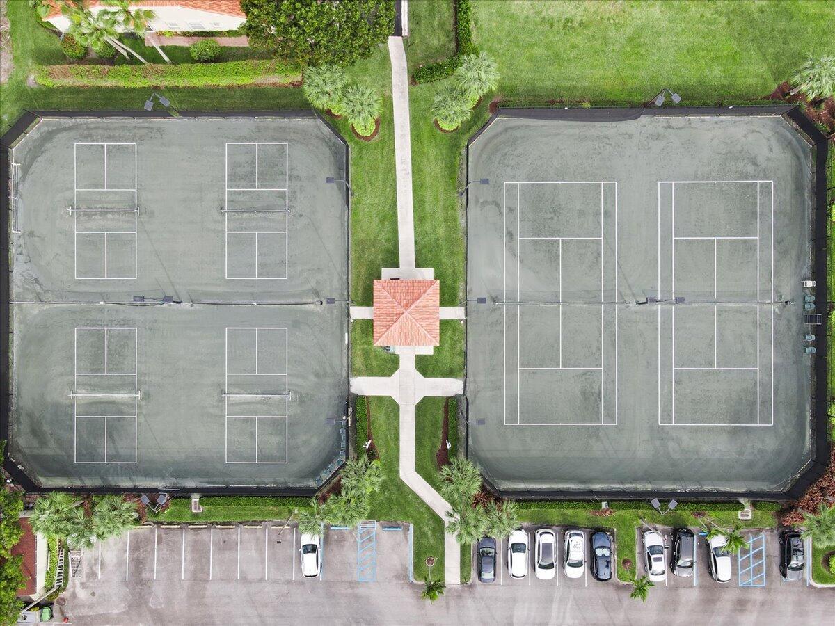 FLORAL LAKES 1 - Residential