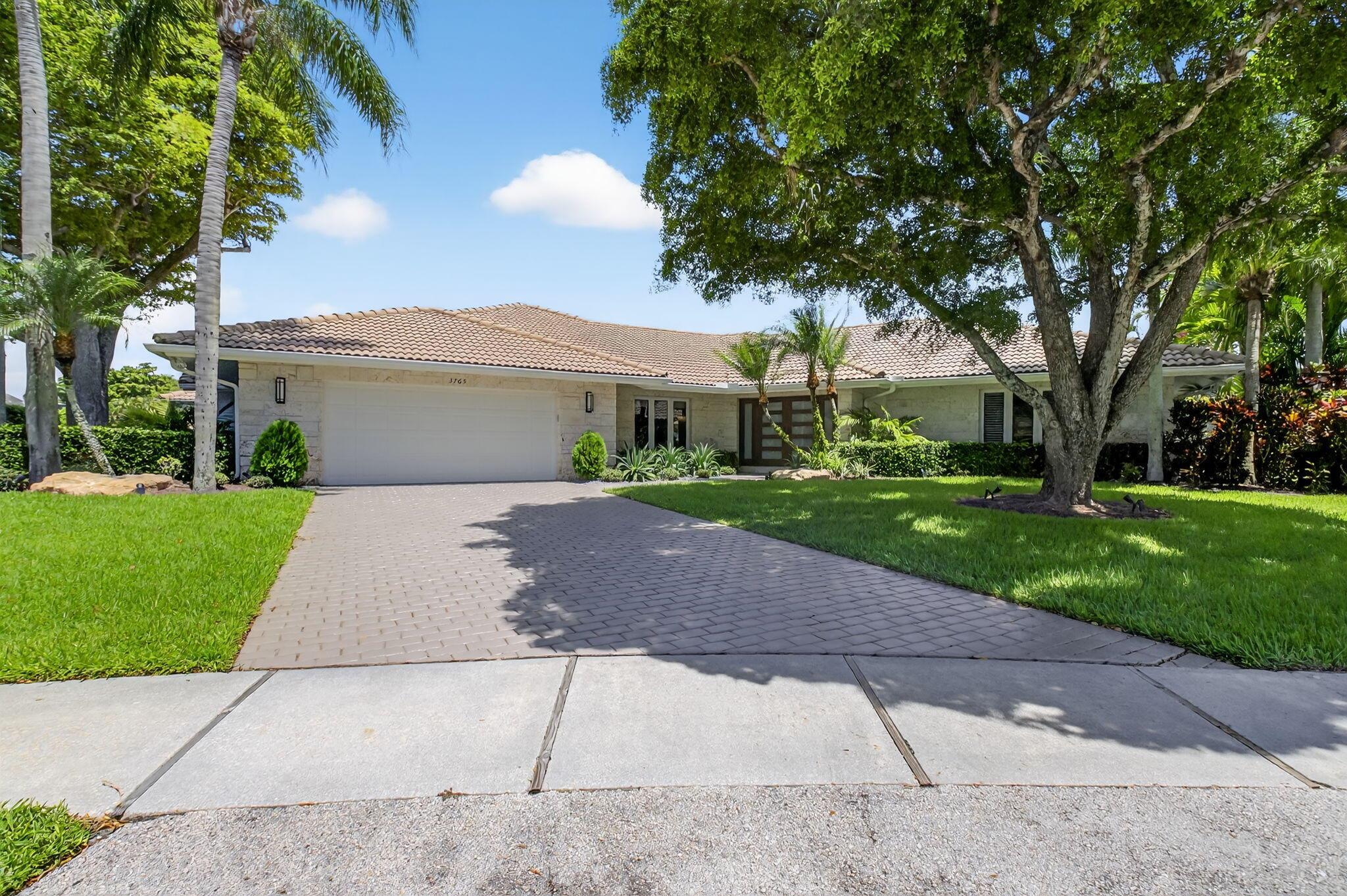 3765 Canterbury Court