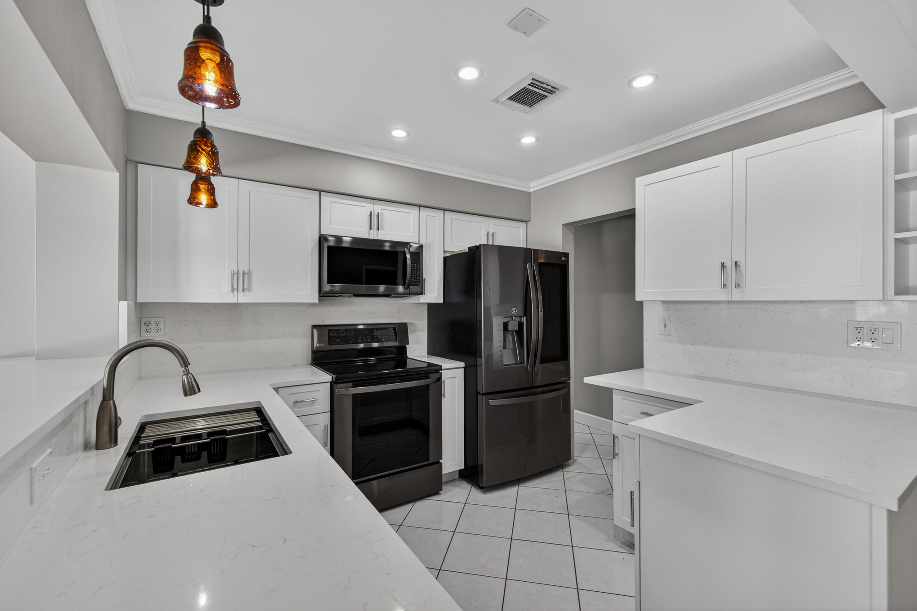 BOCA WOODS - Residential