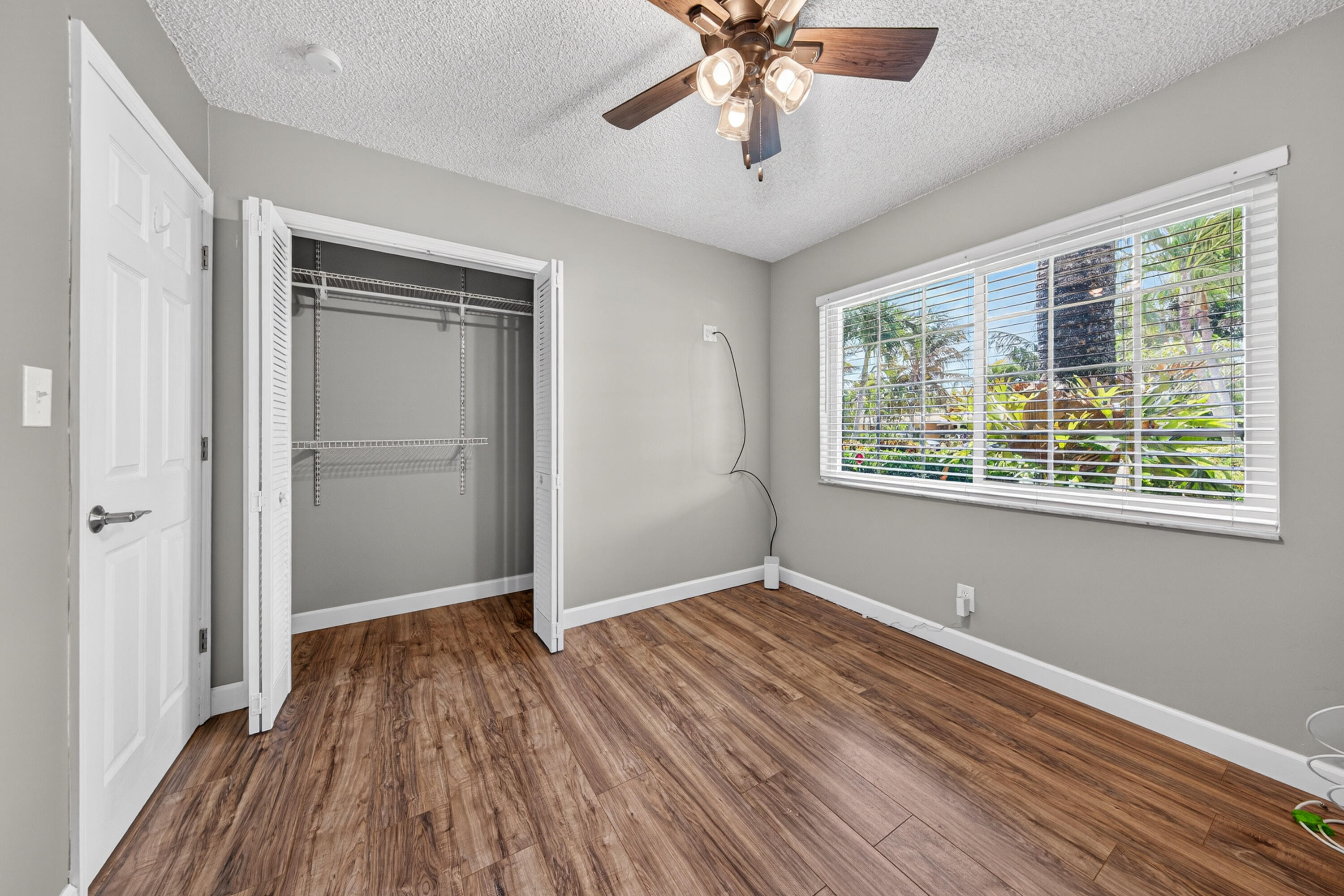 BOCA WOODS - Residential