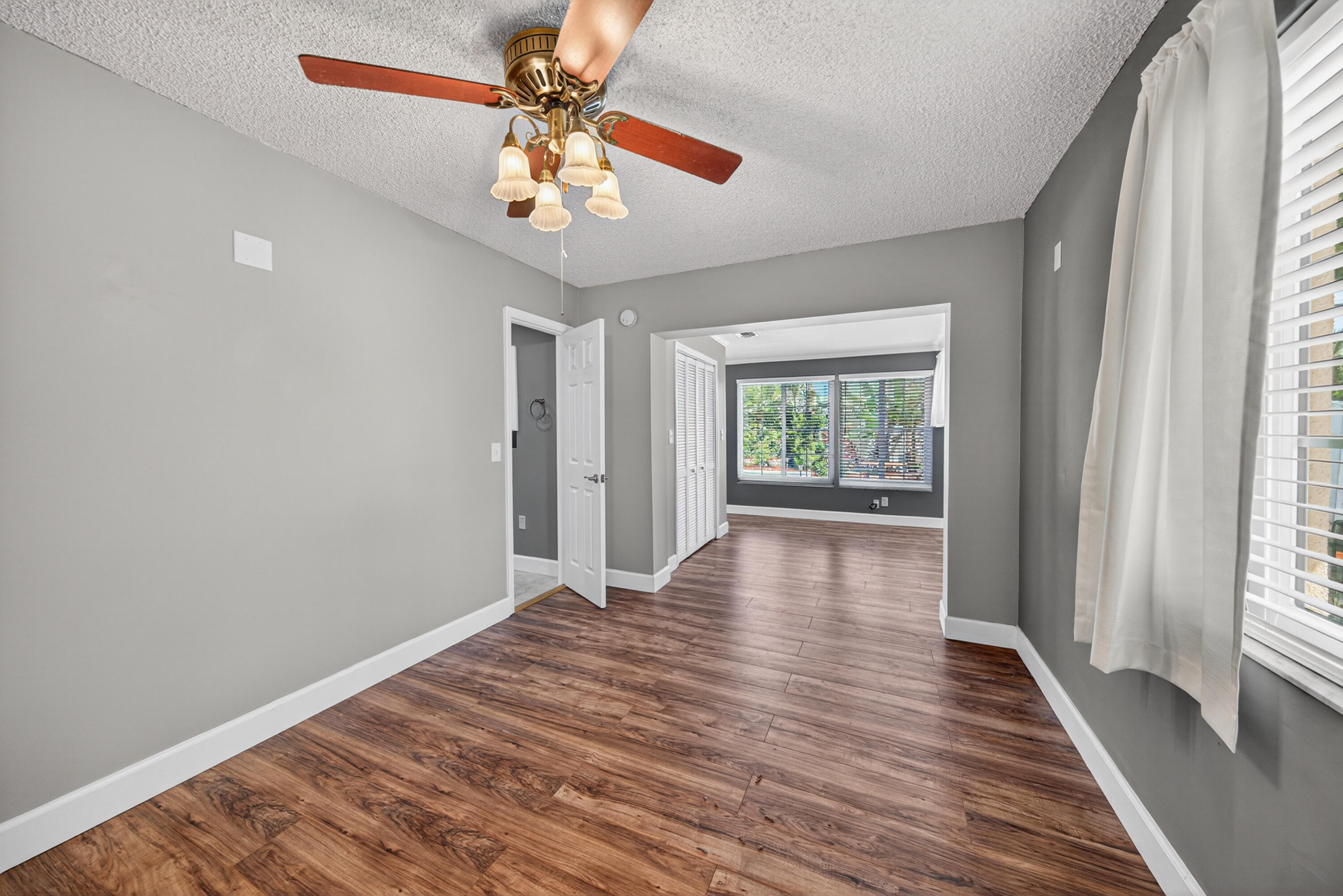 BOCA WOODS - Residential