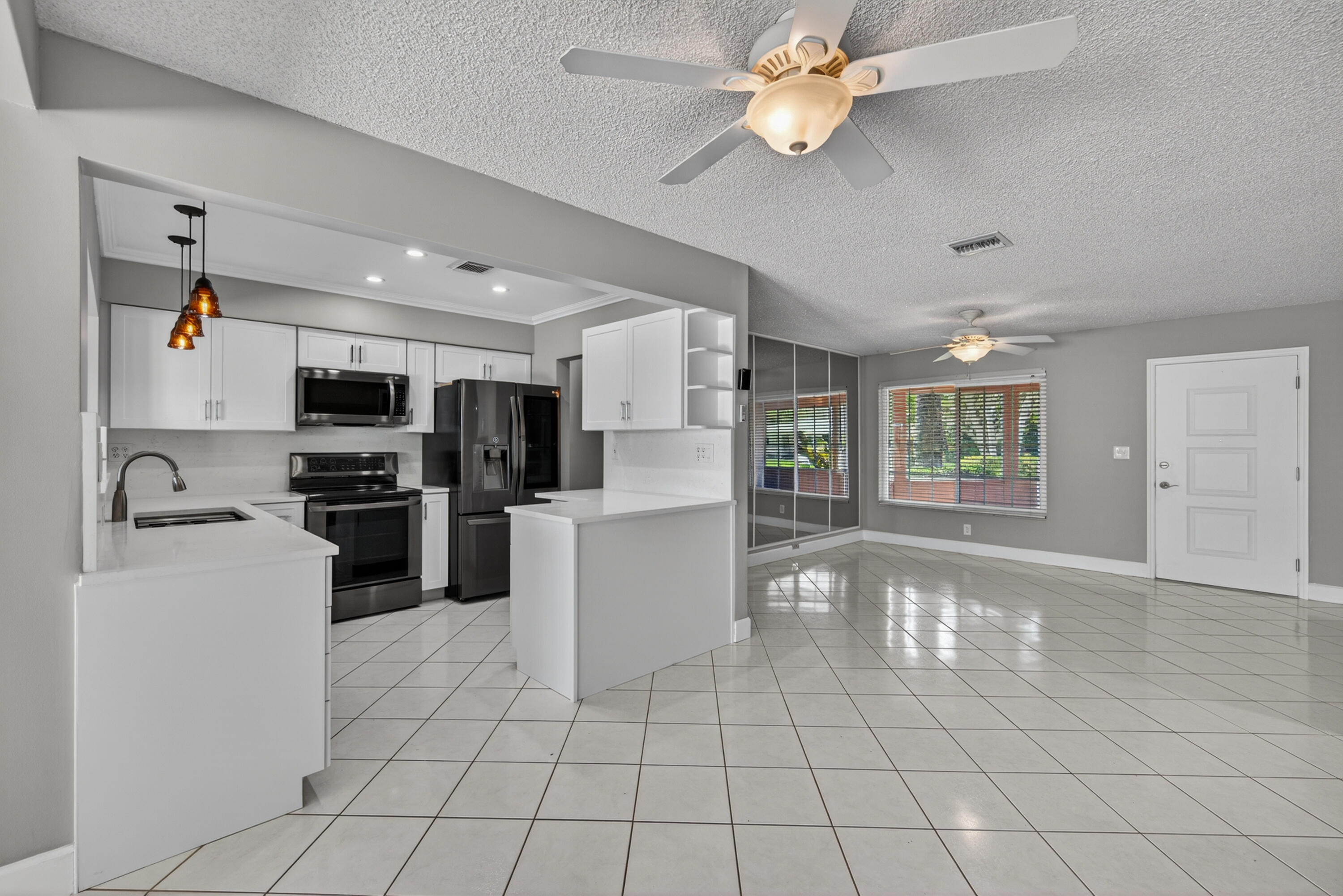 BOCA WOODS - Residential