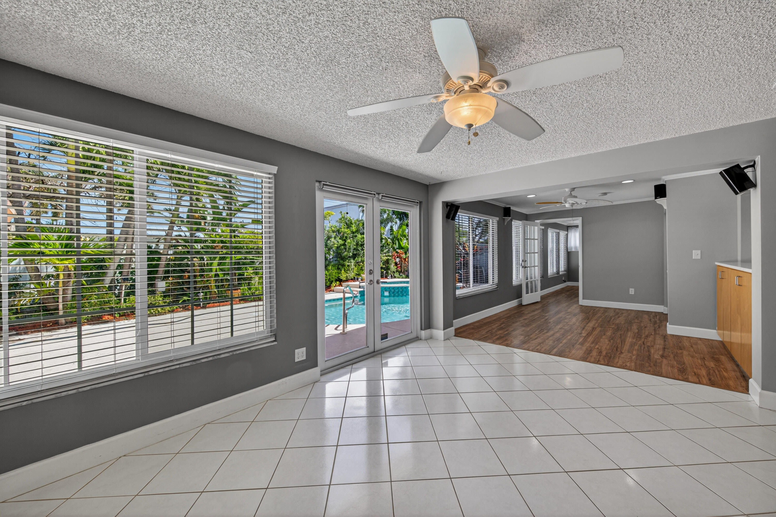 BOCA WOODS - Residential