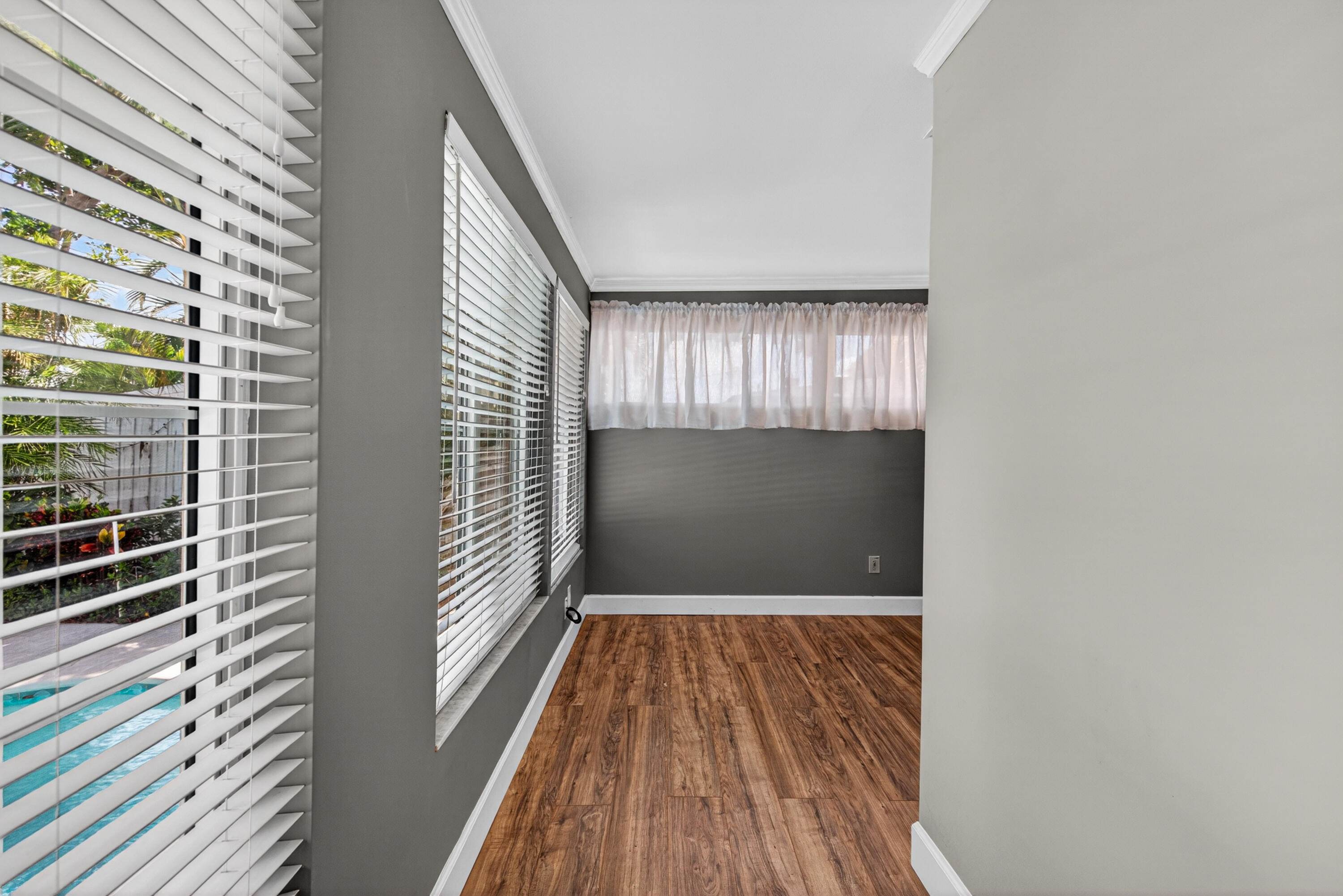 BOCA WOODS - Residential