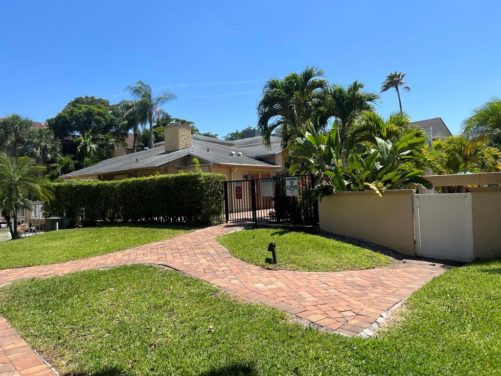 BOYNTON LANDINGS CONDO - Residential Lease