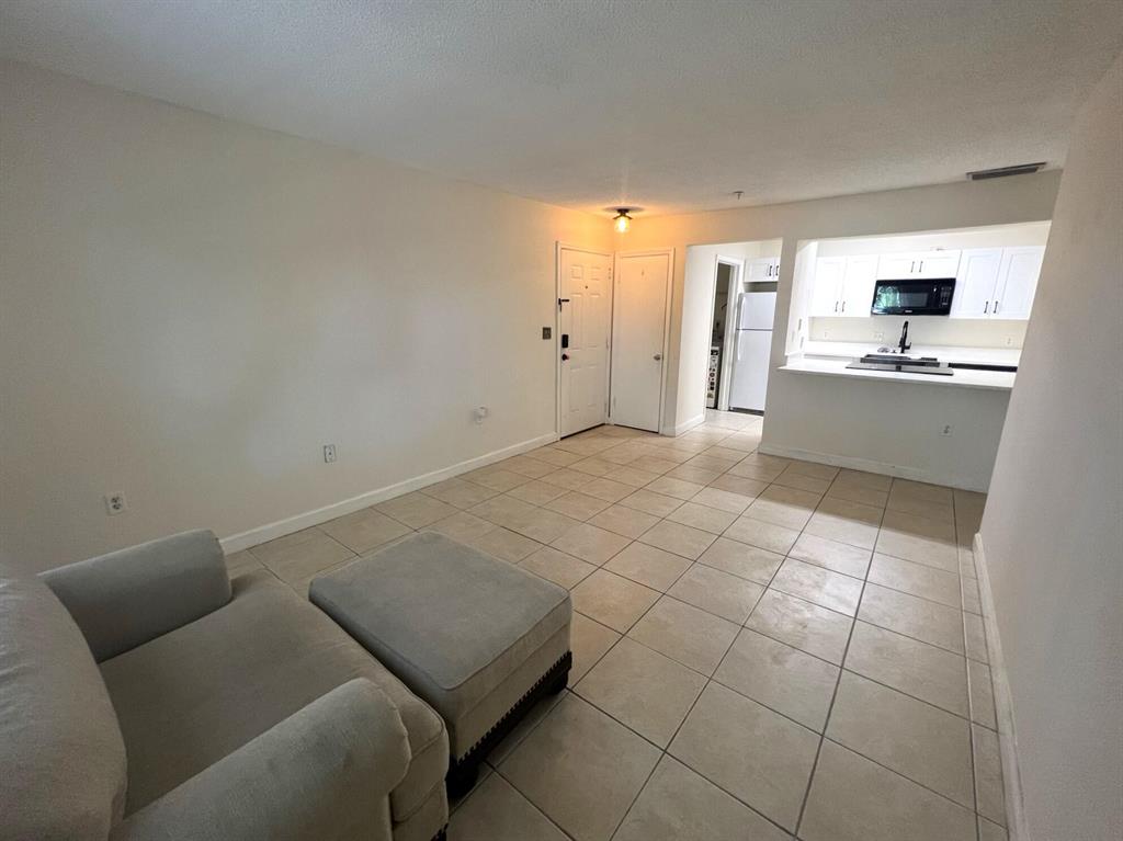 BOYNTON LANDINGS CONDO - Residential Lease