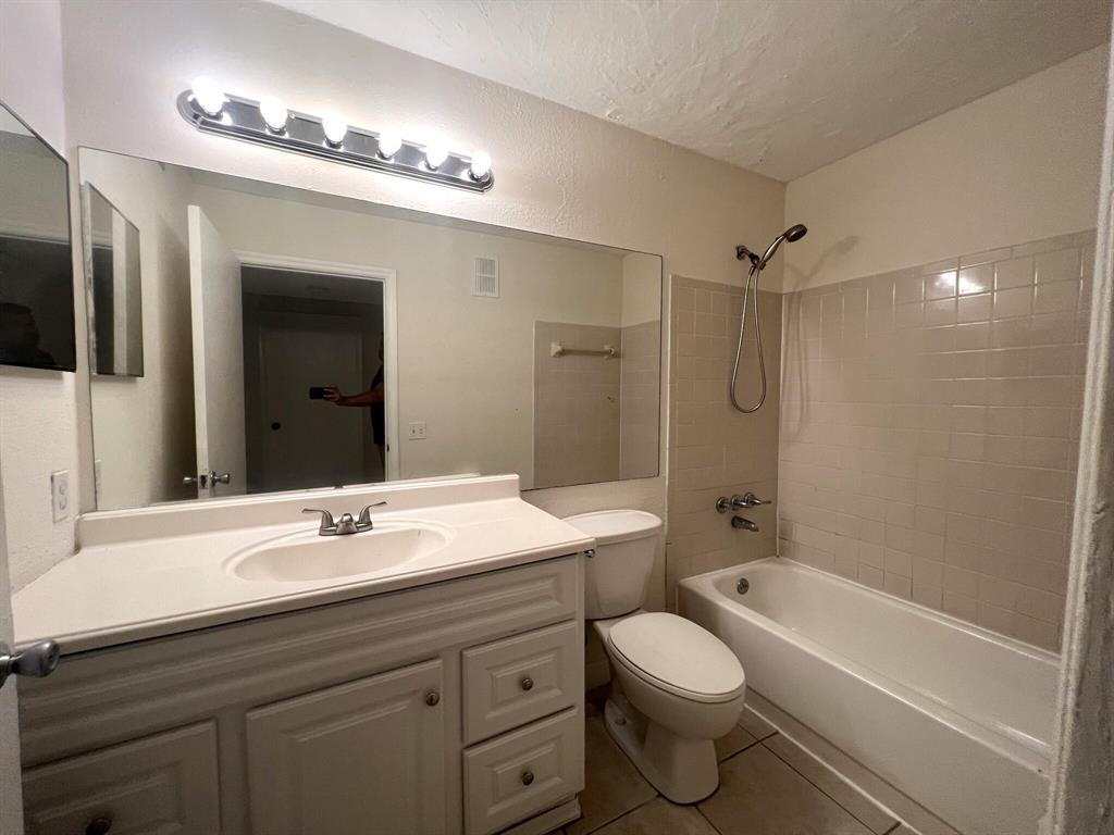 BOYNTON LANDINGS CONDO - Residential Lease