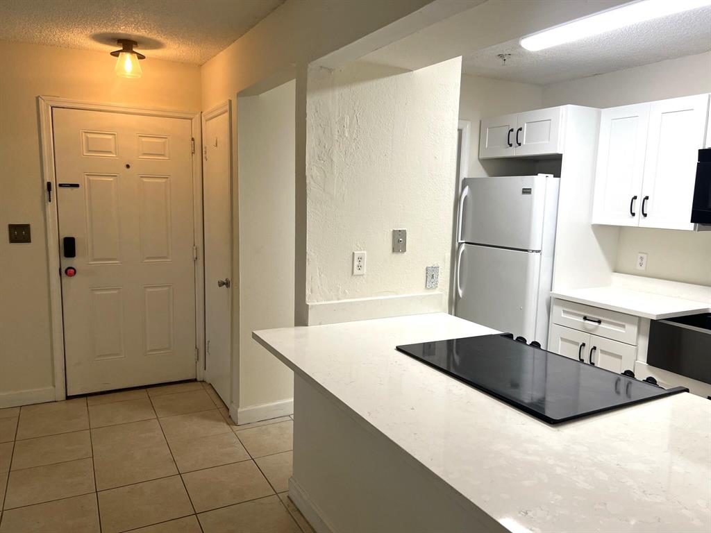 BOYNTON LANDINGS CONDO - Residential Lease