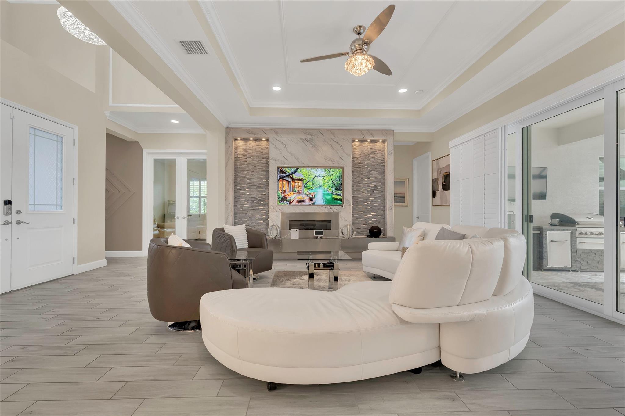 16060 Whippoorwill Cir