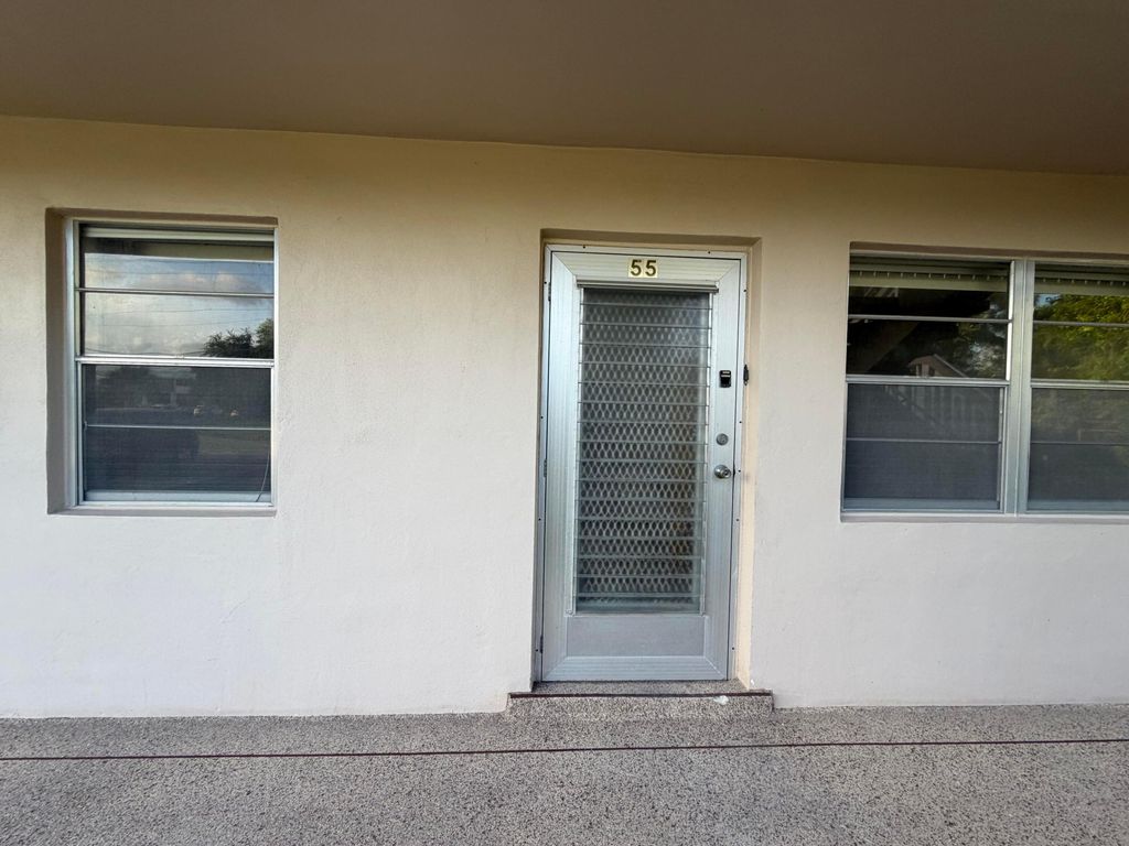 Photo of 55 Hastings D, West Palm Beach, FL 33417 (MLS # B26045908)