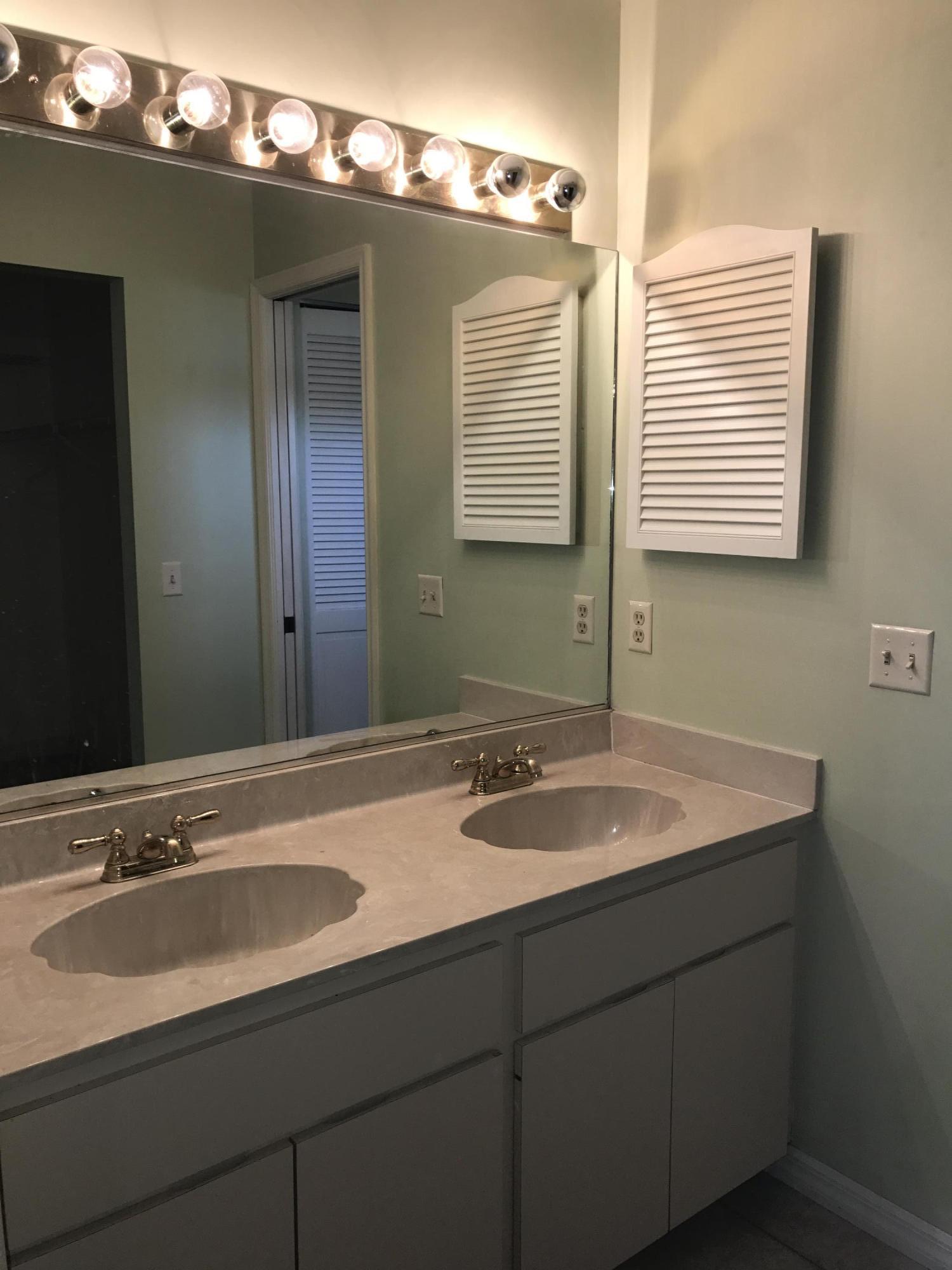 PORT ST LUCIE SECTION 3 - Residential