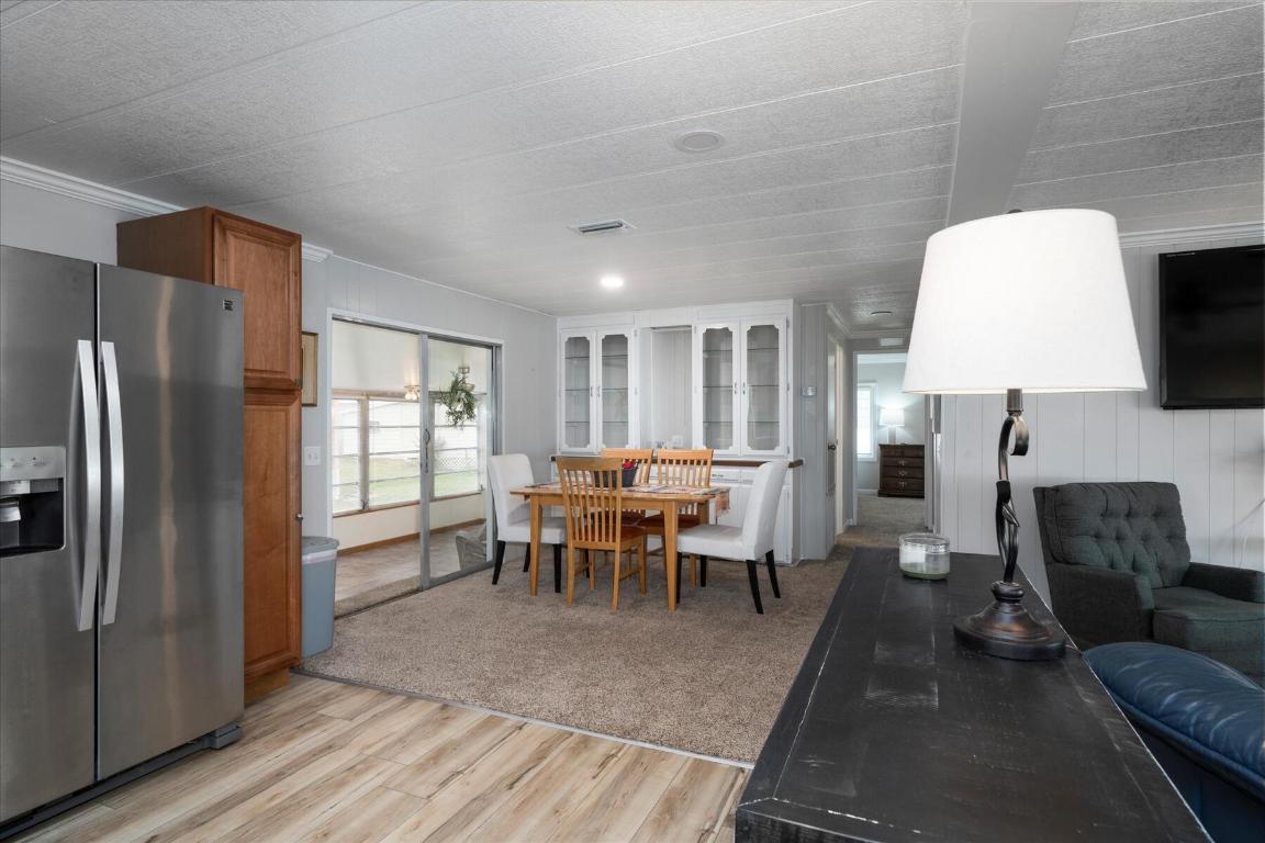 Pinelake Village - Residential