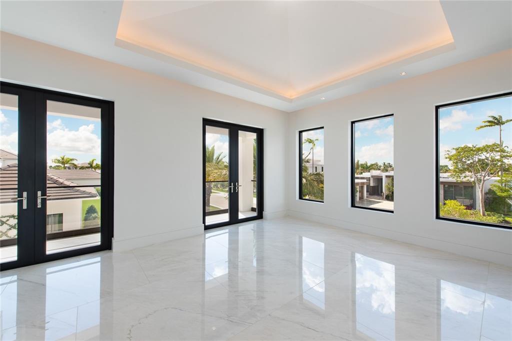 THE ENCLAVE - Residential