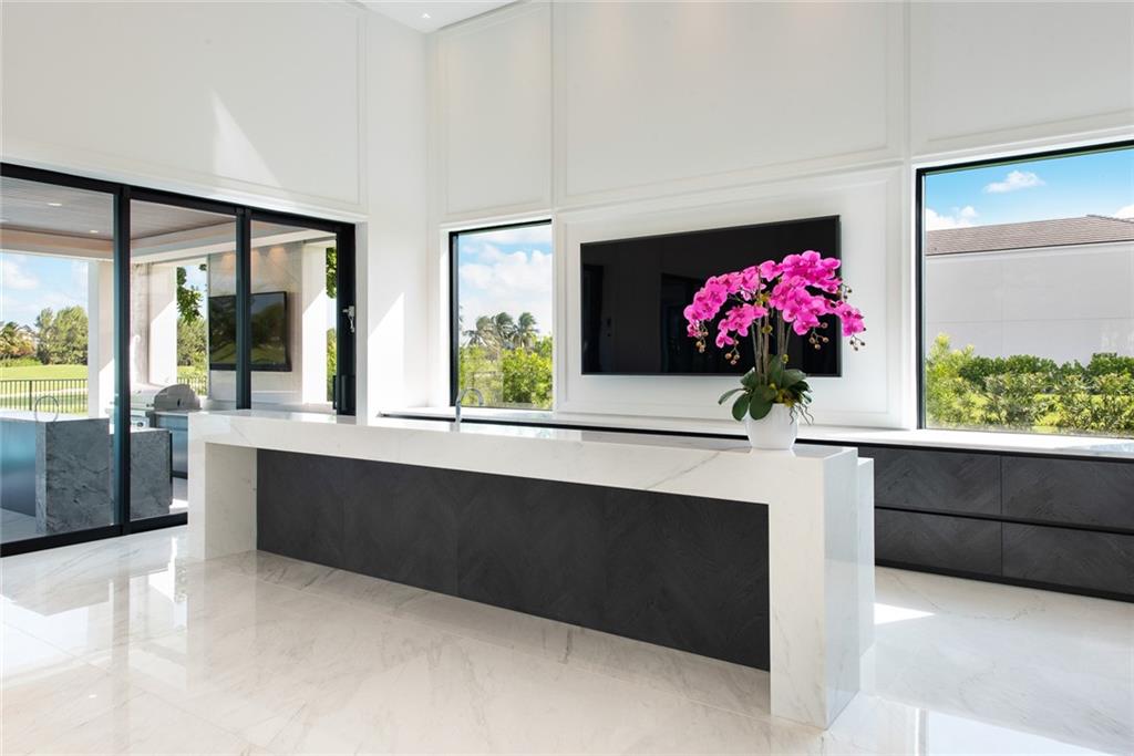 THE ENCLAVE - Residential