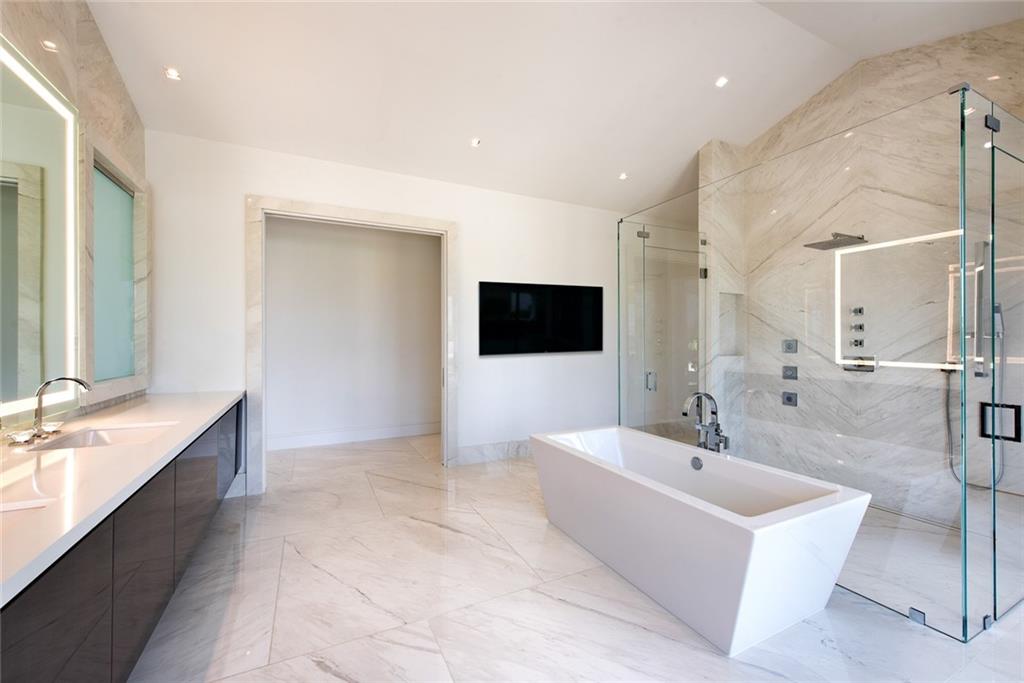 THE ENCLAVE - Residential