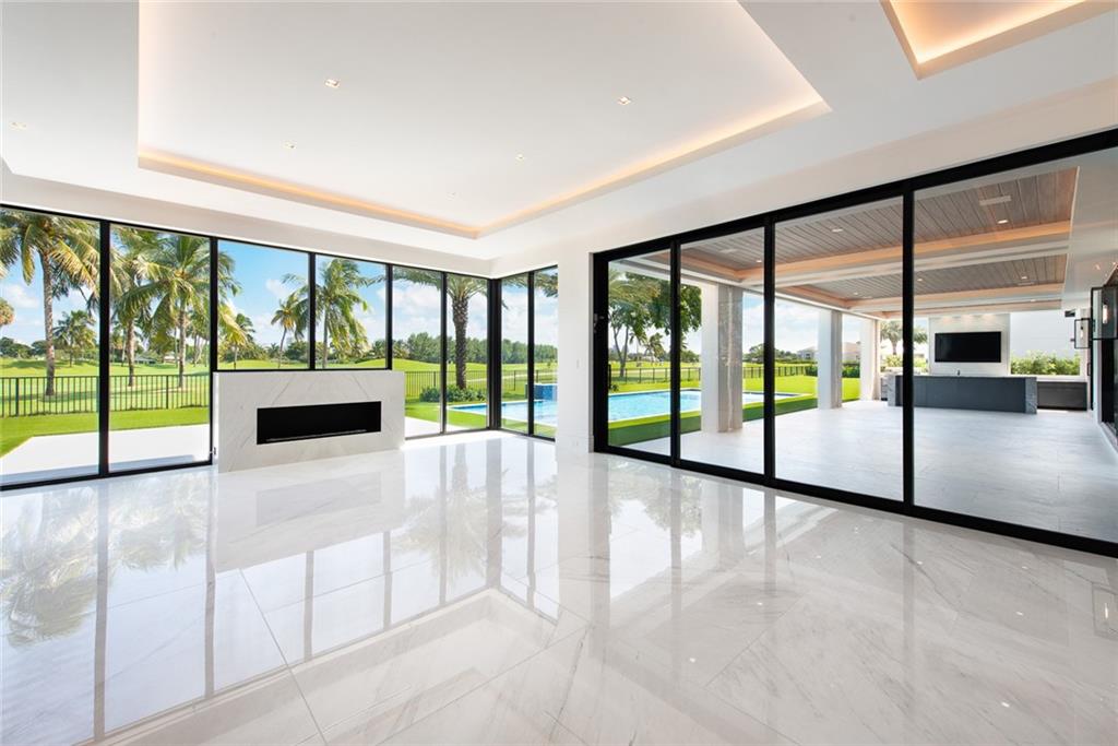 THE ENCLAVE - Residential