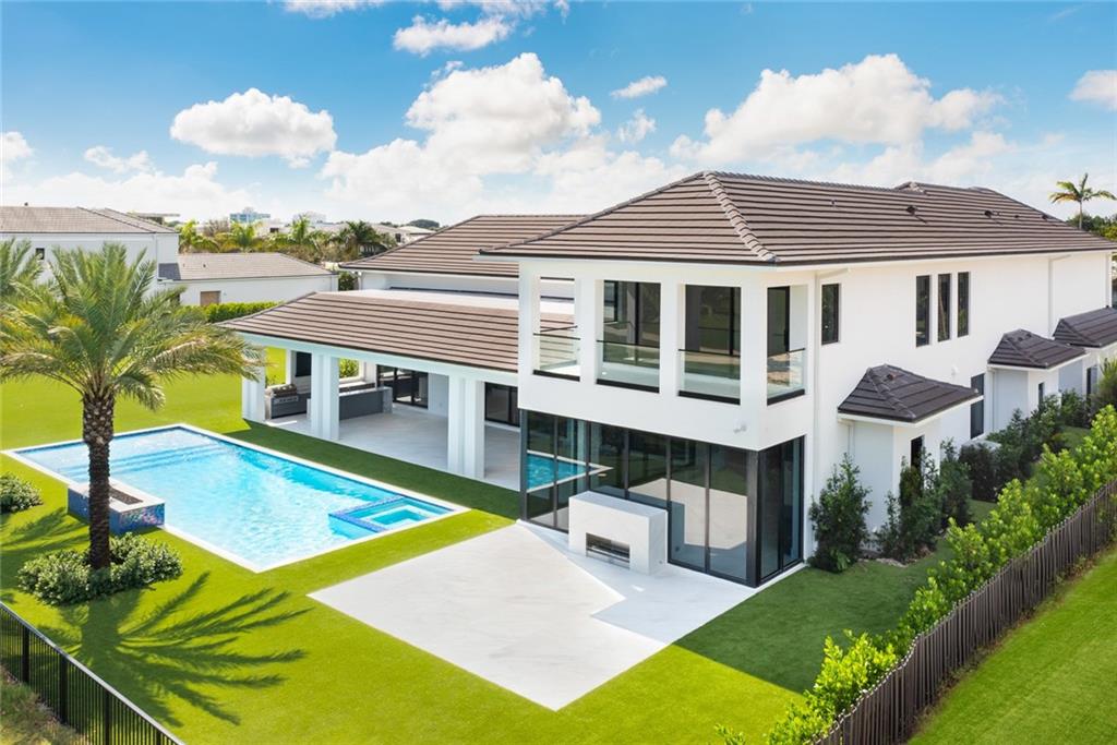 THE ENCLAVE - Residential