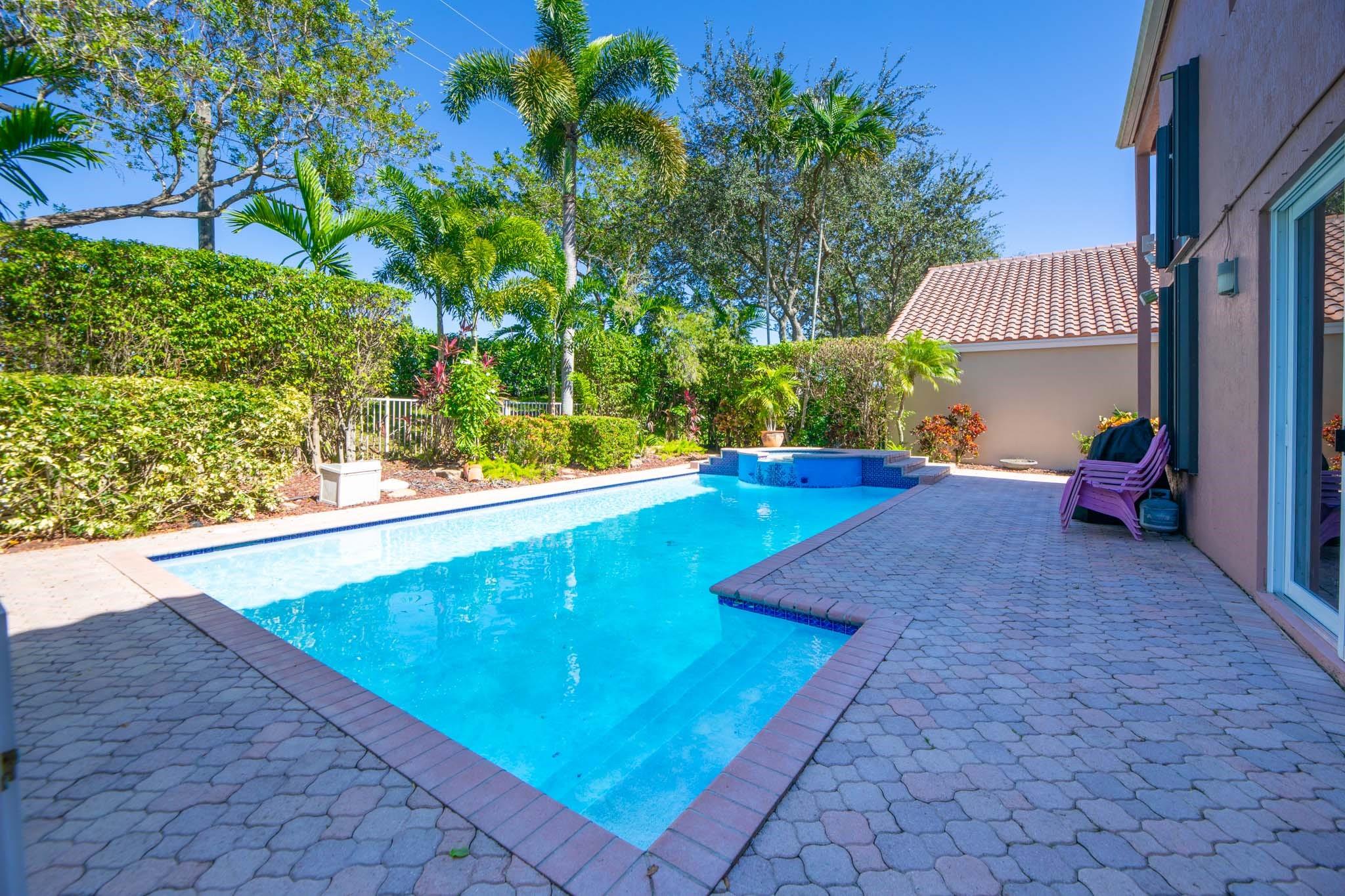 Mayfair At Parkland 155-9 - Residential