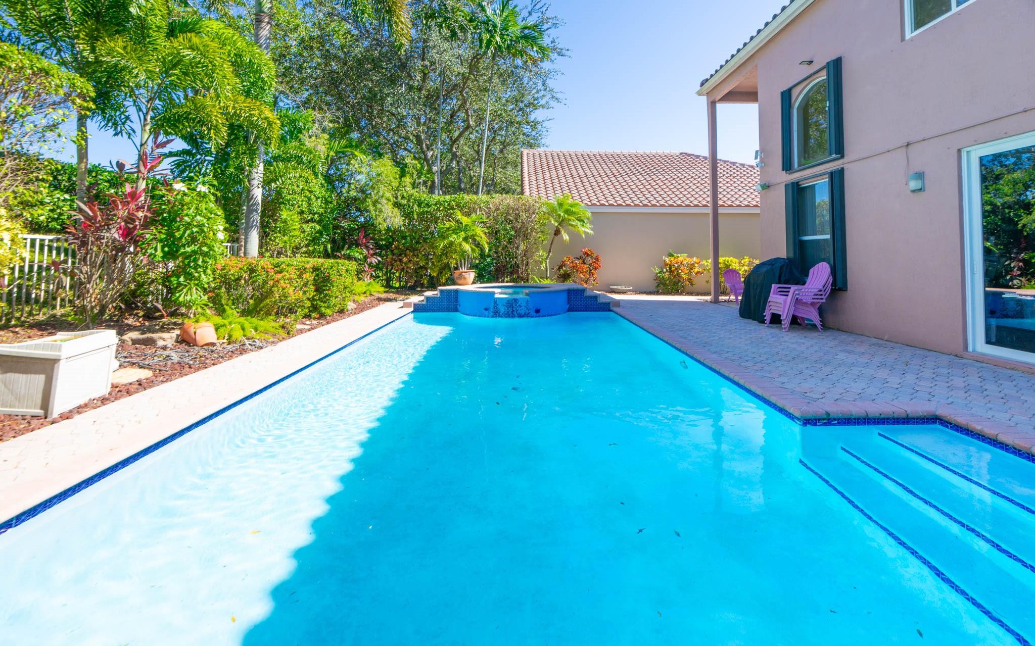 Mayfair At Parkland 155-9 - Residential