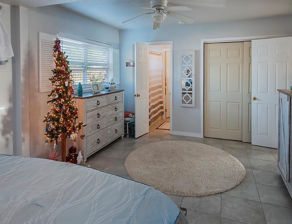 ROCKRIDGE SUB UNIT 3 - Residential Lease