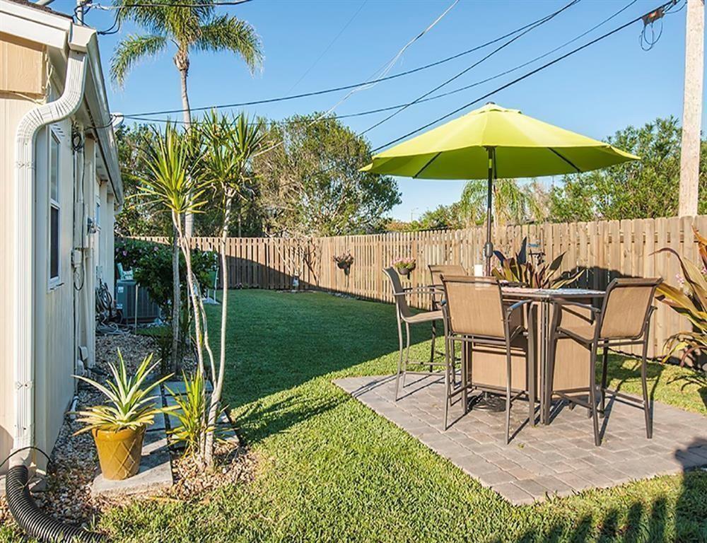 ROCKRIDGE SUB UNIT 3 - Residential Lease