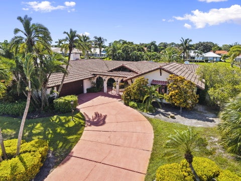 Photo of 3664 SE FAIRWAY E, Stuart, FL 34997 (MLS # B26093574)