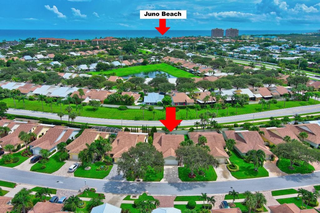 Photo of 149 Beach Summit Court, Jupiter, FL 33477 (MLS # R10923598)