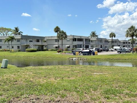 215 Monaco E Delray Beach FL 33446