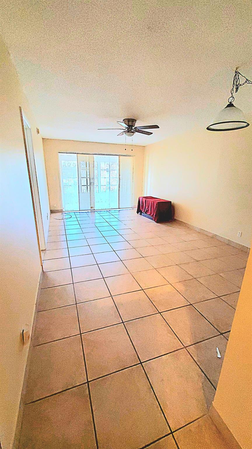 2710 Riverside Dr 202