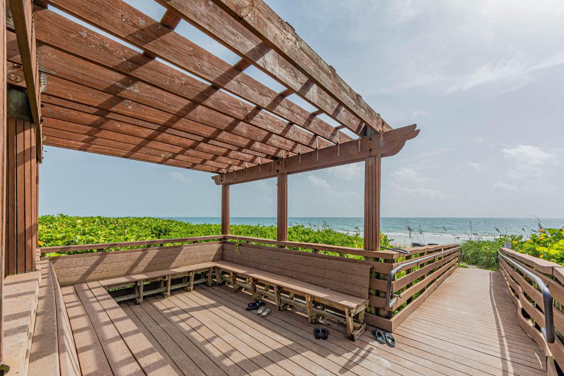 OCEAN HARBOUR SOUTH CONDOMINIUM - Residential Lease