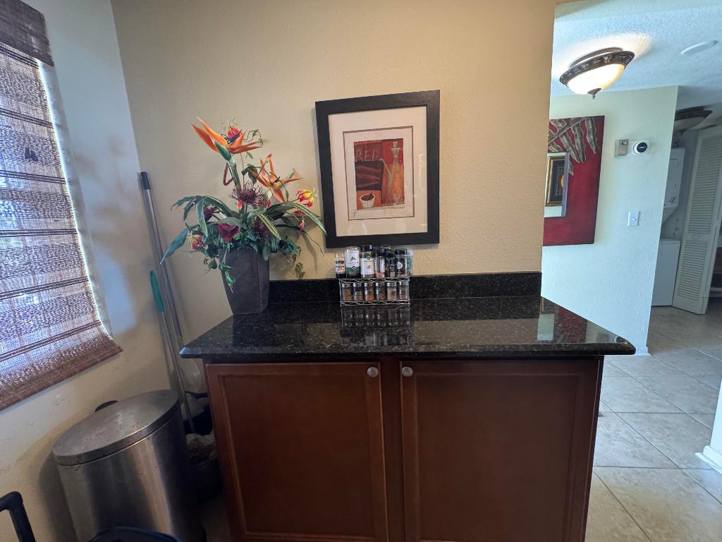 OCEAN HARBOUR SOUTH CONDOMINIUM - Residential Lease