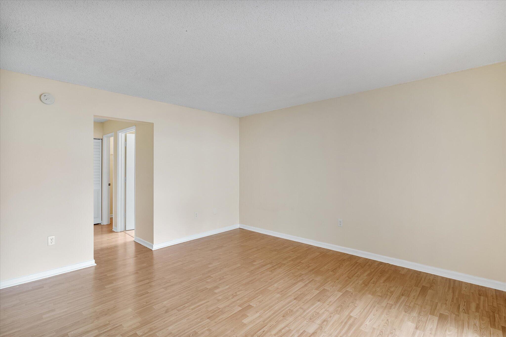 KENLAND BEND SOUTH CONDO PH I-IV - Residential