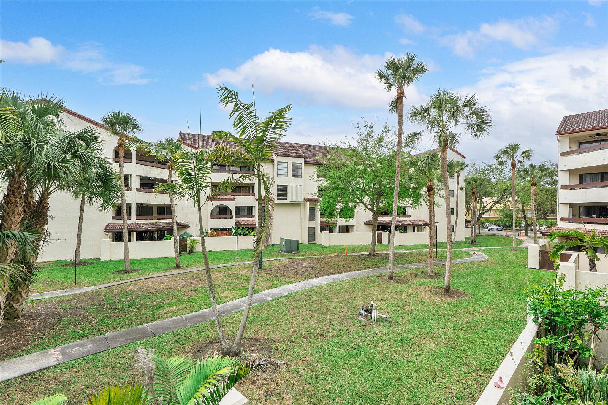 KENLAND BEND SOUTH CONDO PH I-IV - Residential