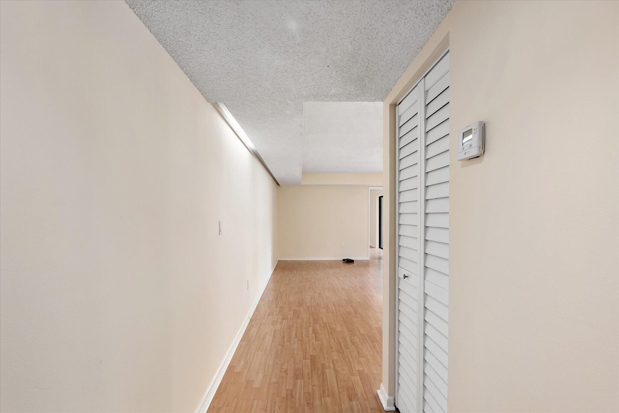 KENLAND BEND SOUTH CONDO PH I-IV - Residential