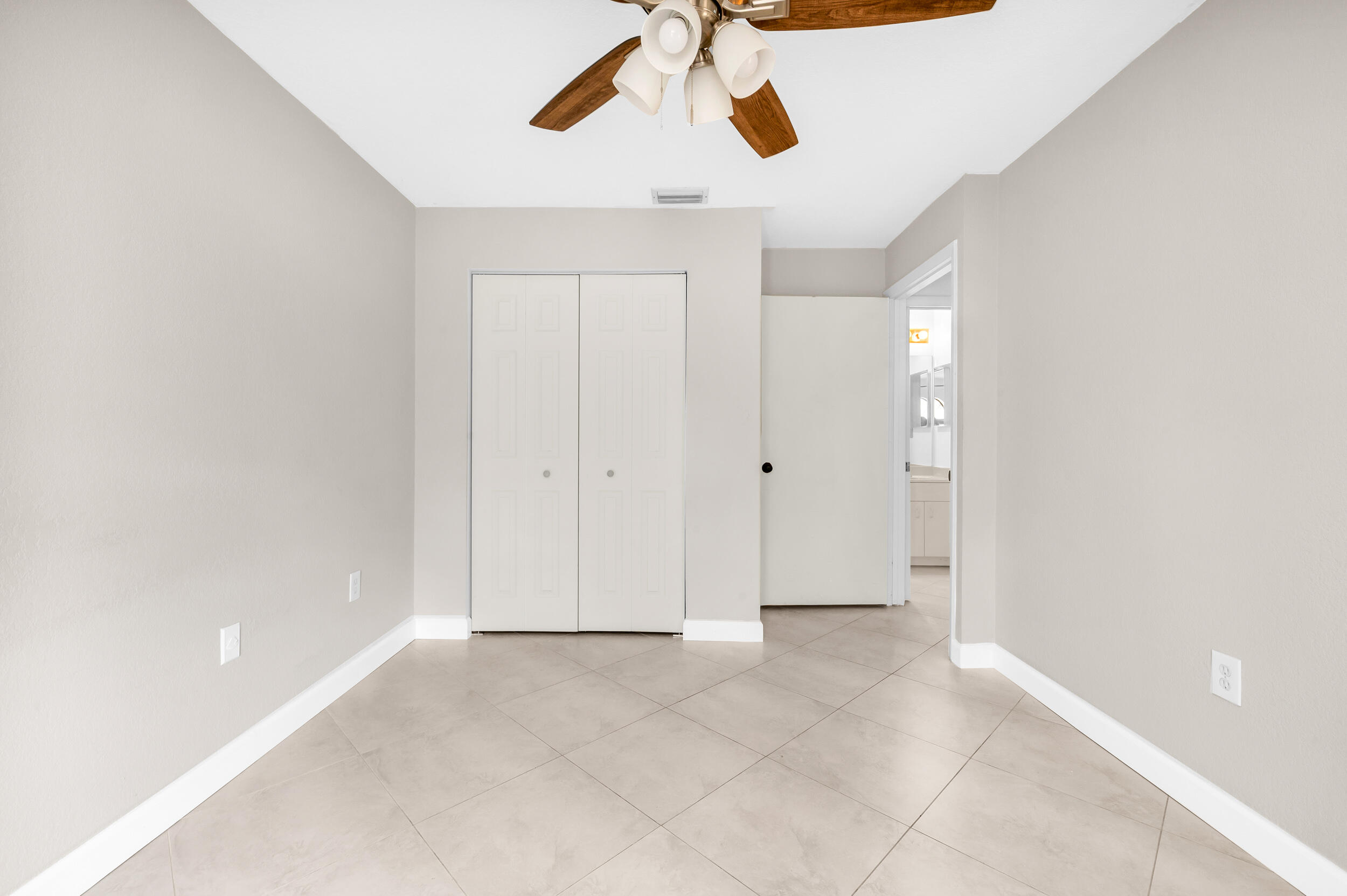 SPRINGLAKE II - Residential