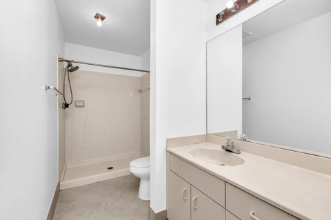 9665 NW 76th Court Tamarac FL 33321