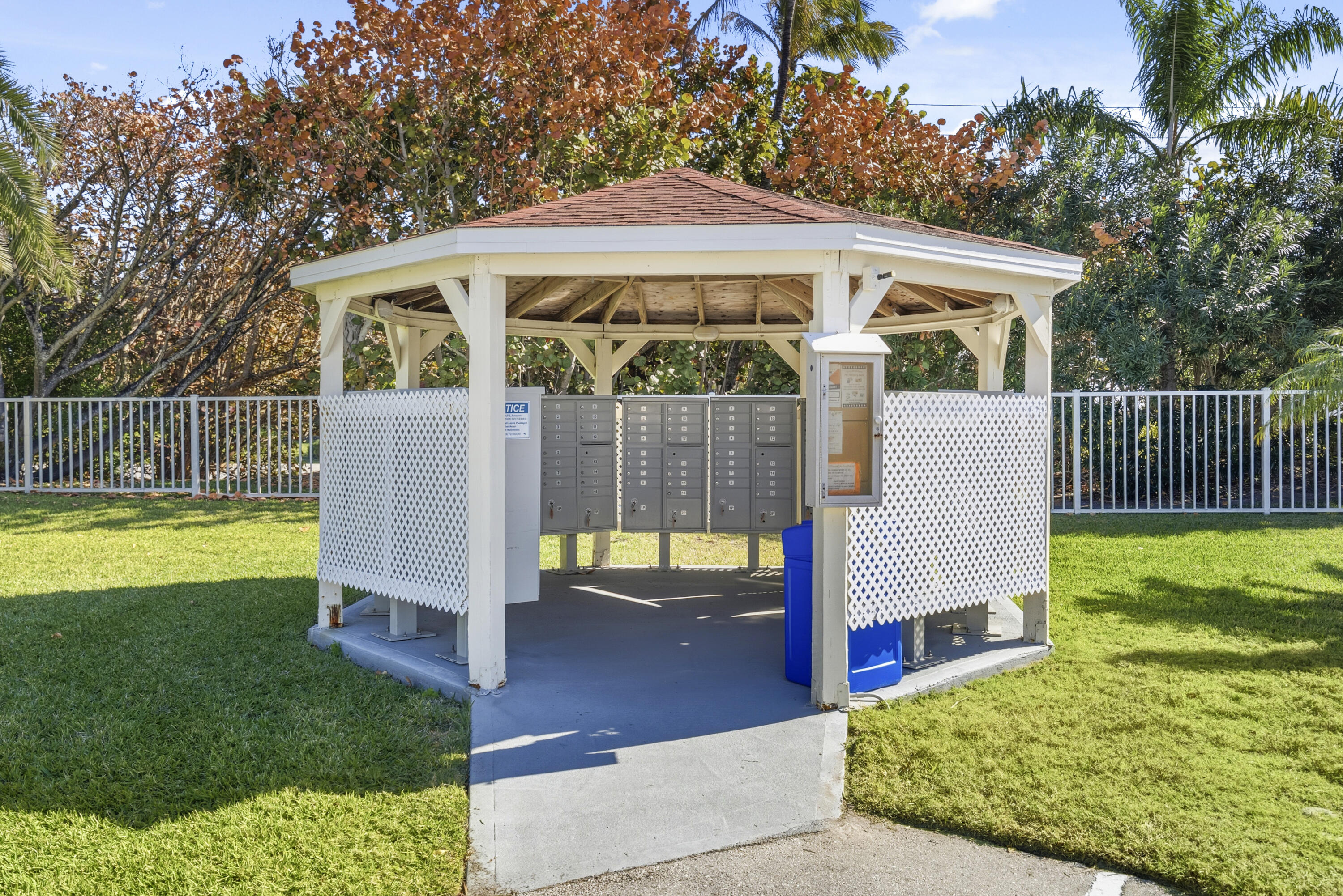 JENSEN BEACH CLUB CONDO - Residential Lease