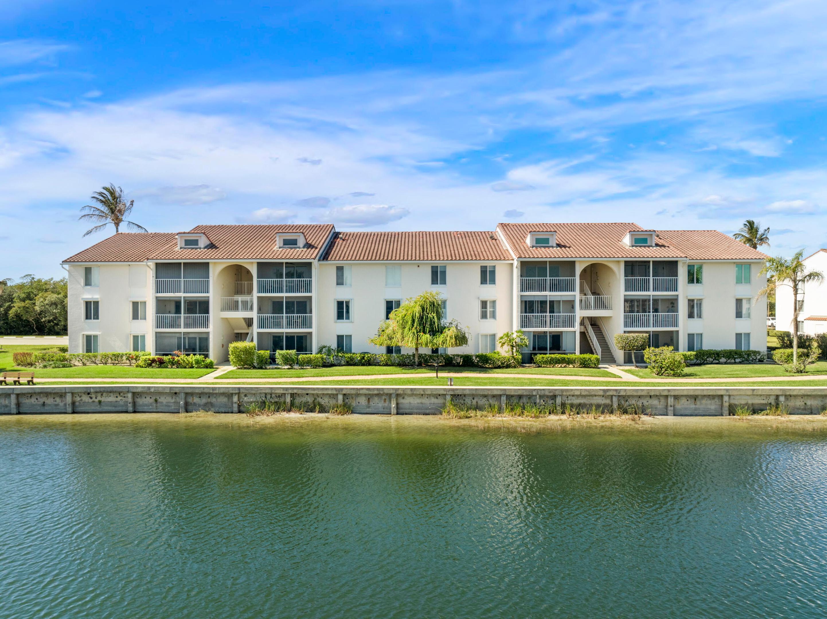 JENSEN BEACH CLUB CONDO - Residential Lease