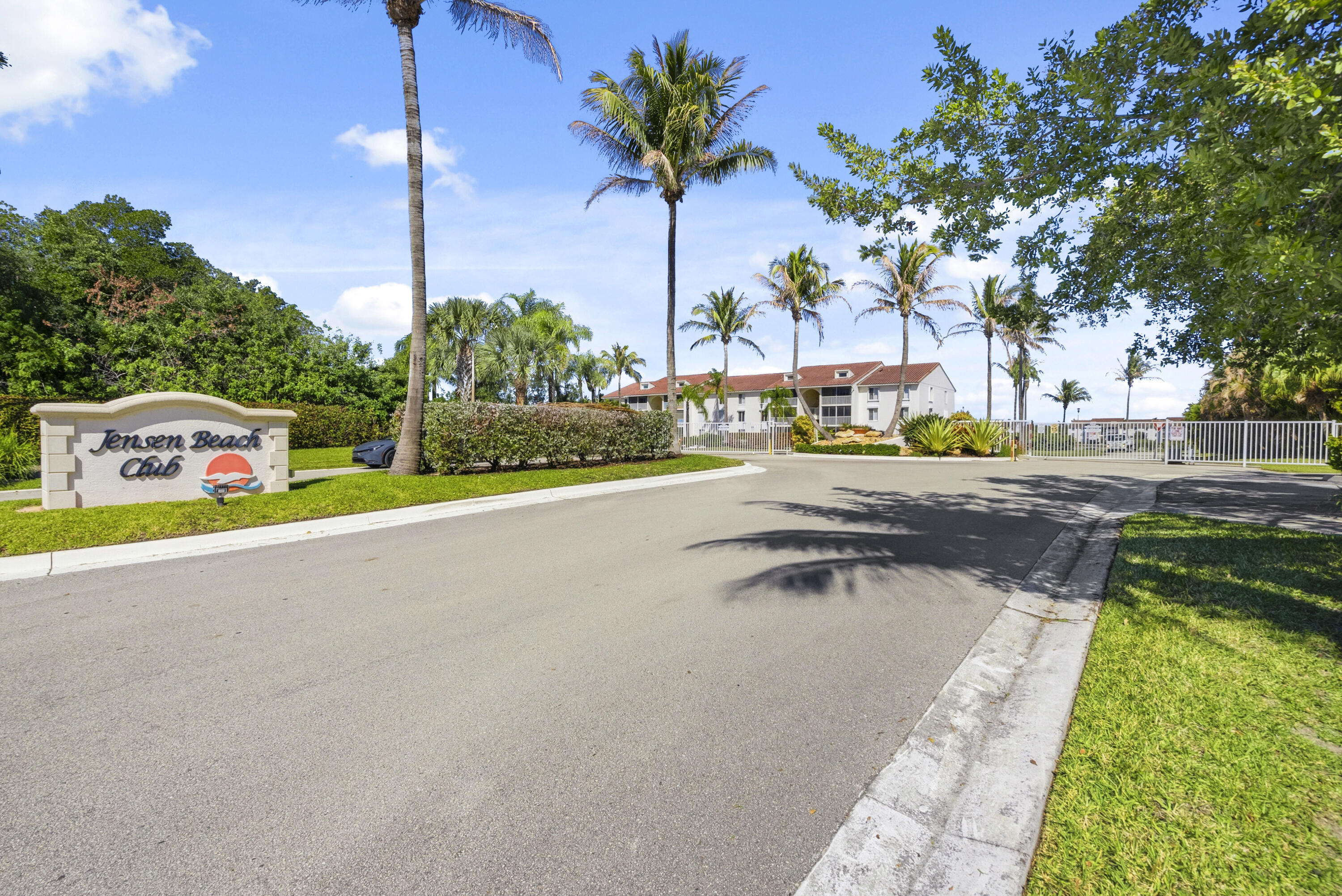 JENSEN BEACH CLUB CONDO - Residential Lease