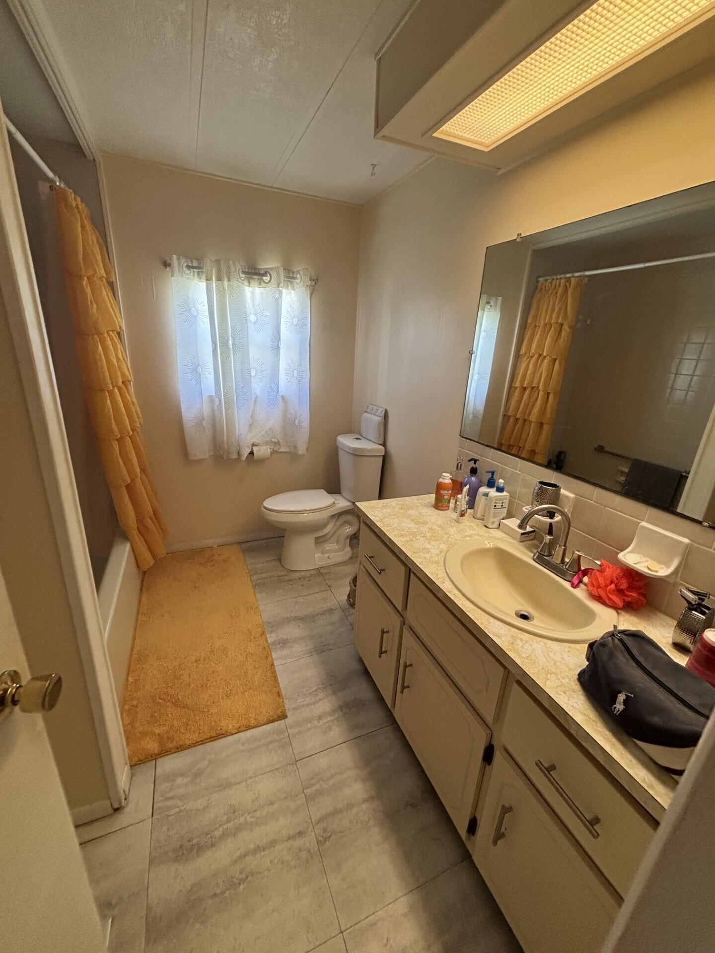 MARALAGO CAY - Residential