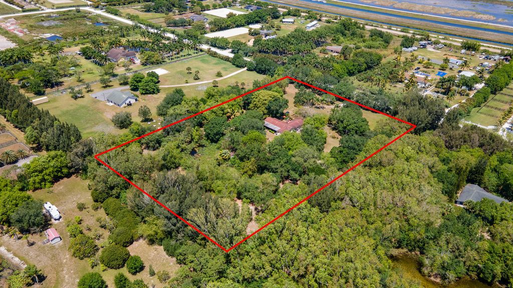 Photo of 16688 Rustic Road, Wellington, FL 33470 (MLS # B26021678)