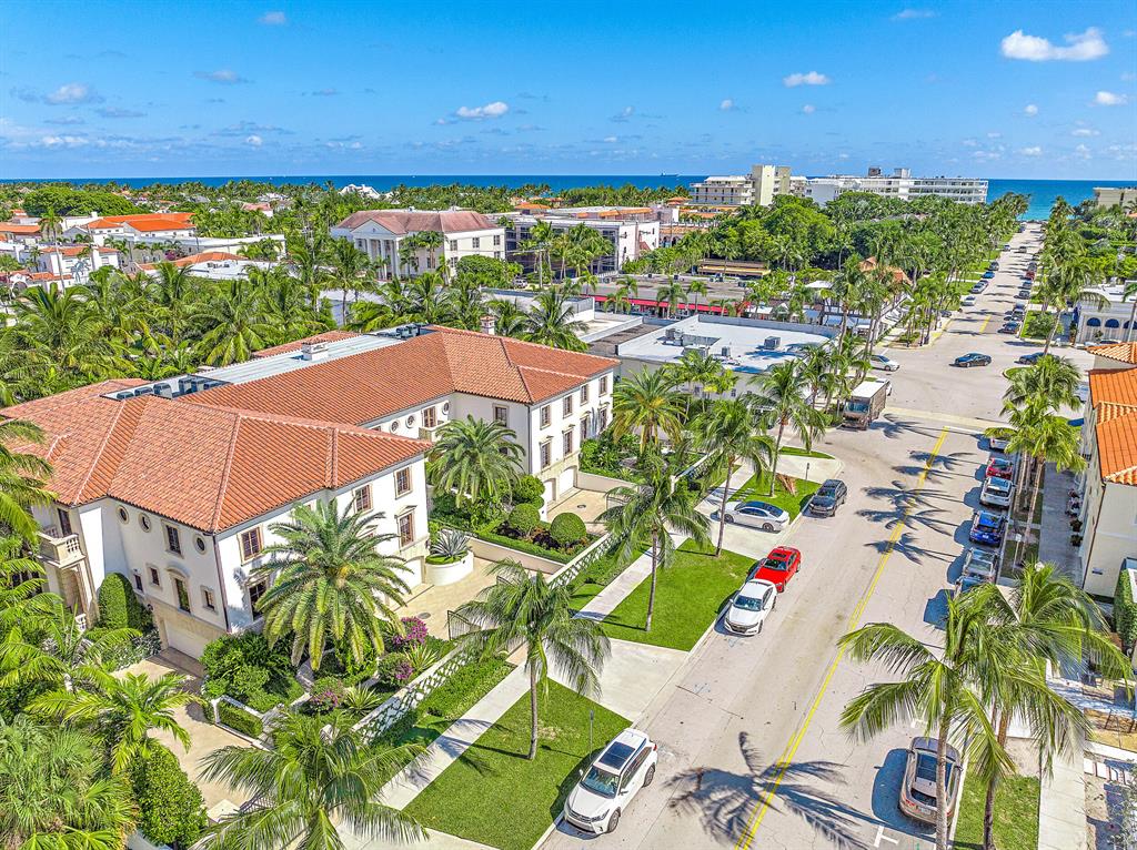 PALAZZO VILLAS OF PALM BE - Residential