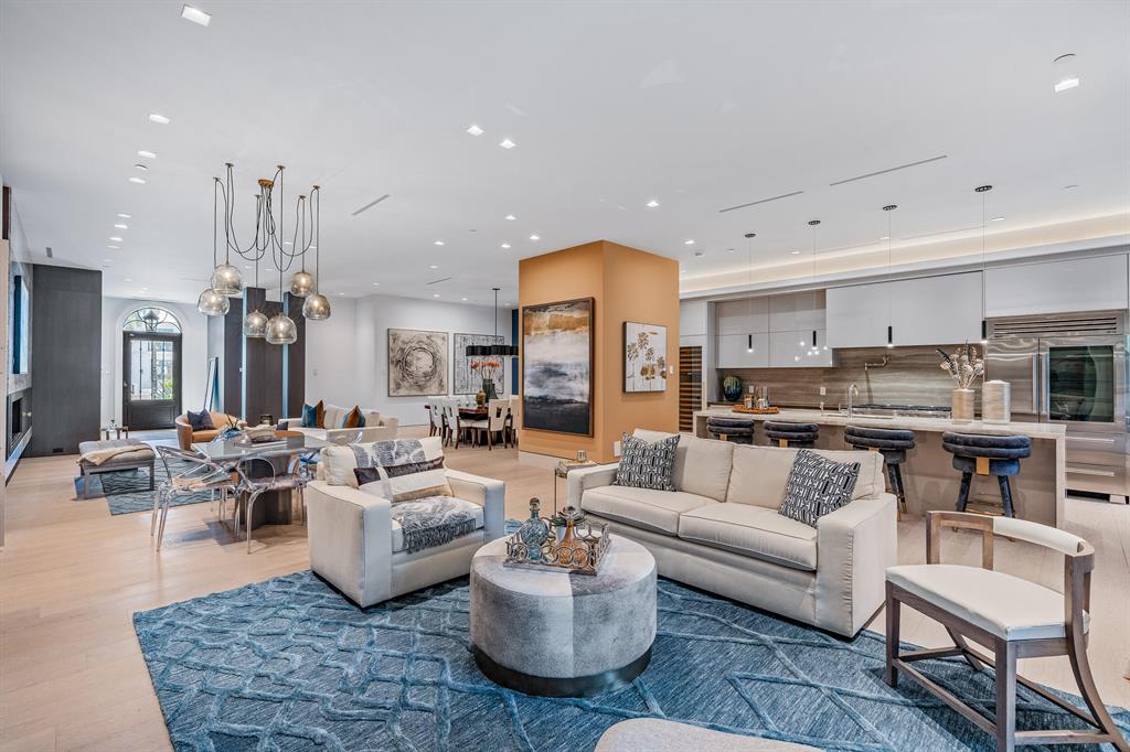 PALAZZO VILLAS OF PALM BE - Residential