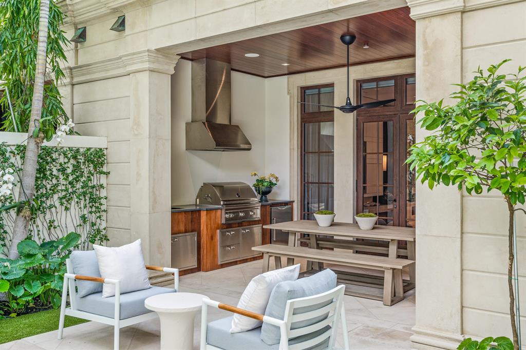 PALAZZO VILLAS OF PALM BE - Residential