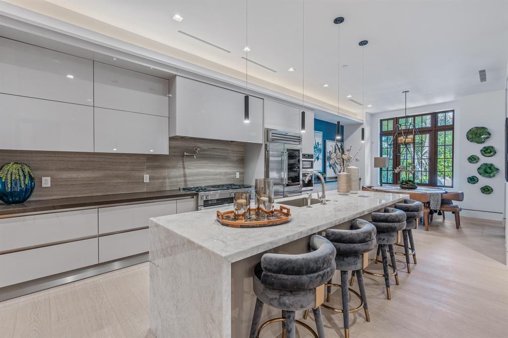 PALAZZO VILLAS OF PALM BE - Residential